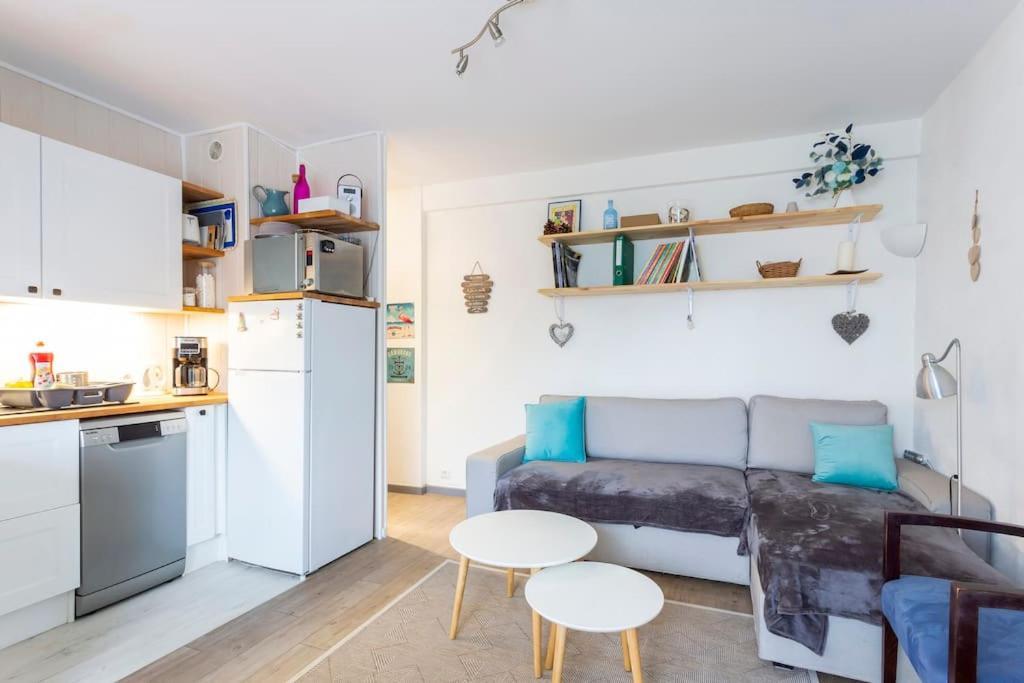 Chez Laurence - Elegant Appartement Climatise Avec Wifi Et Parking ลา กร็องเดอ-ม็อต ภายนอก รูปภาพ